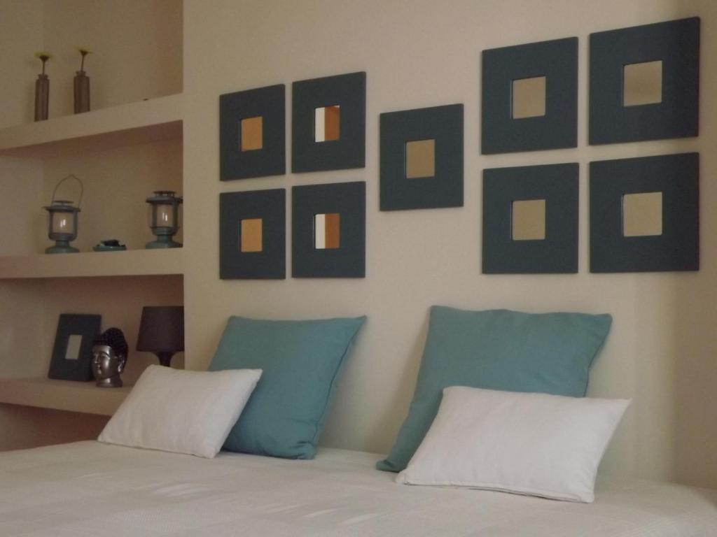 Entrecubos Guesthouse Olhão Quarto foto